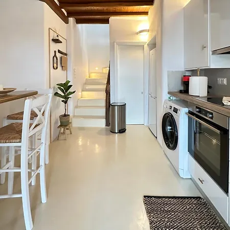 Villa Myconian -7 Min Chora - Center - 130sqm - 4people - 2 - Secured Free Parking,- Elenas Hospitality - *