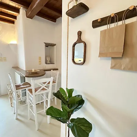 Villa Myconian -7 Min Chora - Center - 130sqm - 4people - 2 - Secured Free Parking,- Elenas Hospitality -