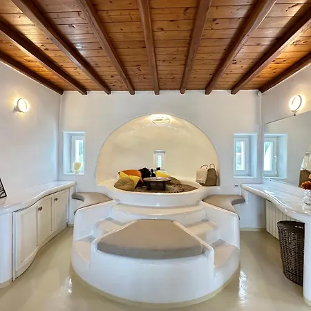 Myconian -7 Min Chora - Center - 130sqm - 4people - 2 - Secured Free Parking,- Elenas Hospitality - * Mykonos Town