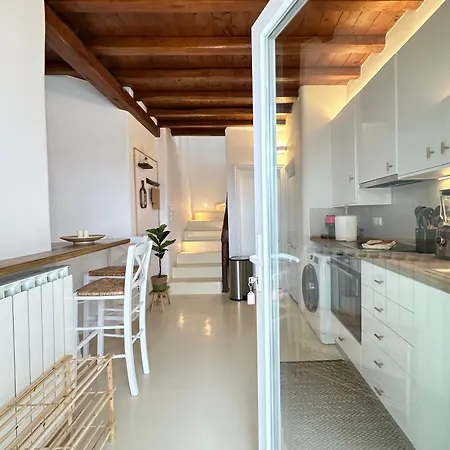 Myconian -7 Min Chora - Center - 130sqm - 4people - 2 - Secured Free Parking,- Elenas Hospitality - Villa Mykonos Town